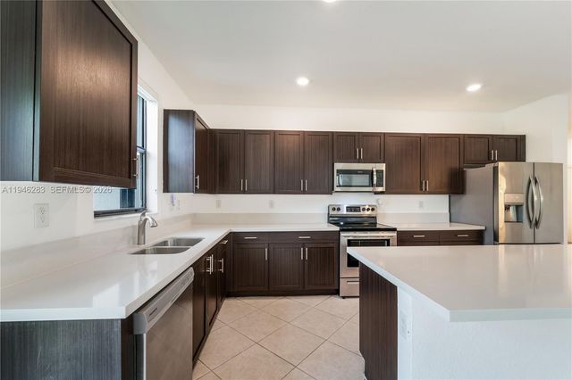 22938 SW 128th Pl, Miami, FL 33170