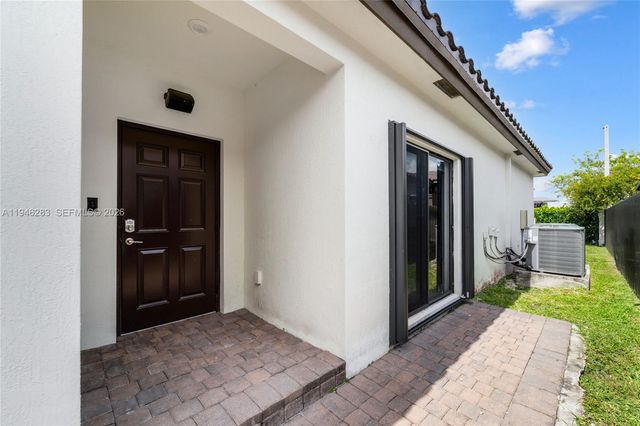 22938 SW 128th Pl, Miami, FL 33170