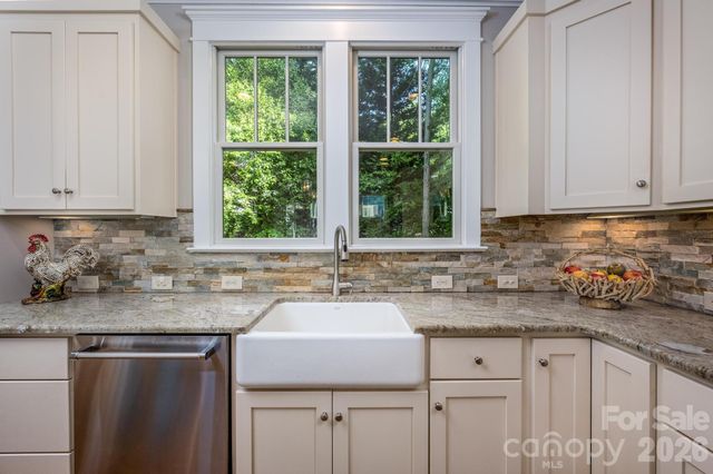 735 Emma Claire Lane, Davidson, NC 28036