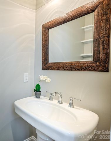 735 Emma Claire Lane, Davidson, NC 28036