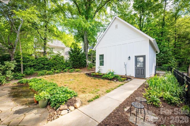 735 Emma Claire Lane, Davidson, NC 28036
