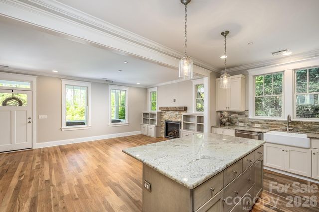 735 Emma Claire Lane, Davidson, NC 28036