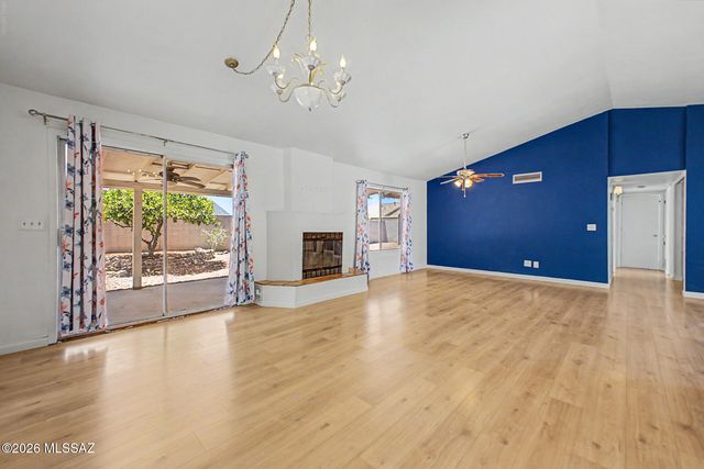 6161 N Tarragon Avenue, Tucson, AZ 85741