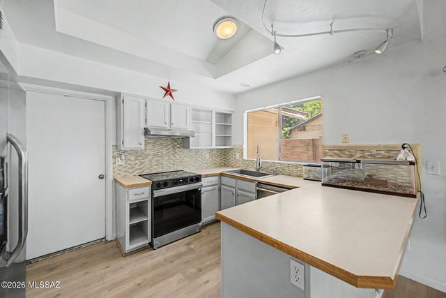 6161 N Tarragon Avenue, Tucson, AZ 85741