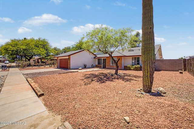 6161 N Tarragon Avenue, Tucson, AZ 85741