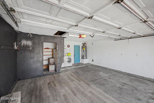6161 N Tarragon Avenue, Tucson, AZ 85741