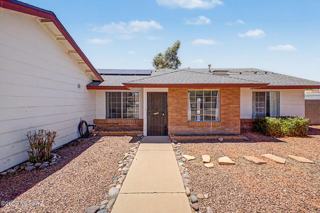 6161 N Tarragon Avenue, Tucson, AZ 85741