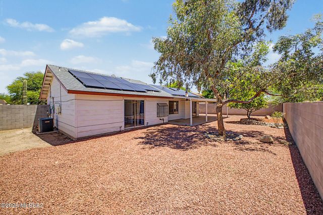 6161 N Tarragon Avenue, Tucson, AZ 85741