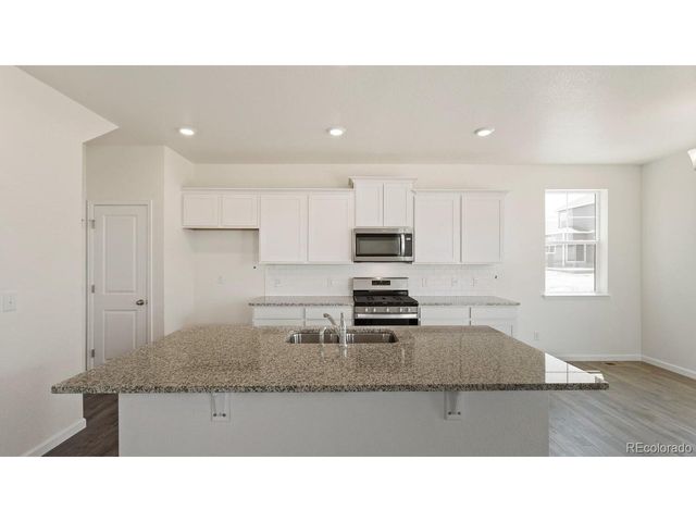 833 Trumpet Ln, Windsor, CO 80550