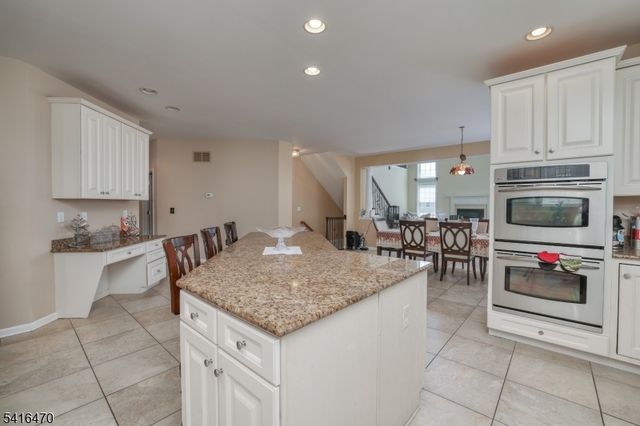 814 Rachel Dr, Franklin Twp., NJ 08322