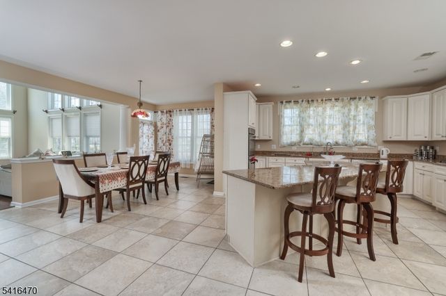 814 Rachel Dr, Franklin Twp., NJ 08322