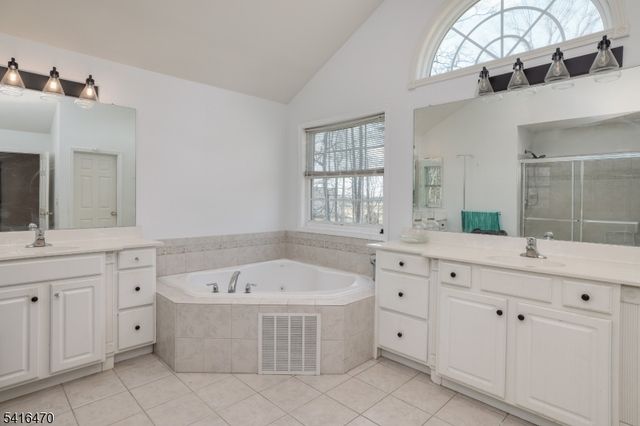 814 Rachel Dr, Franklin Twp., NJ 08322