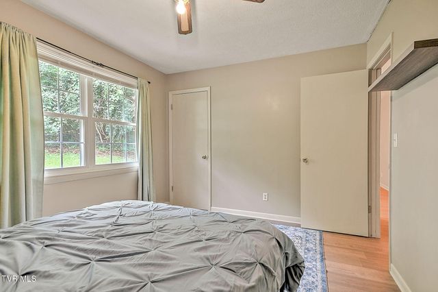 1919 Mountain View Avenue, Kingsport, TN 37664