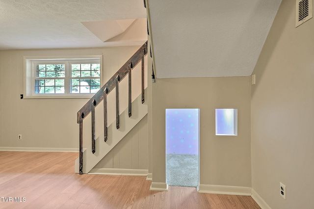 1919 Mountain View Avenue, Kingsport, TN 37664