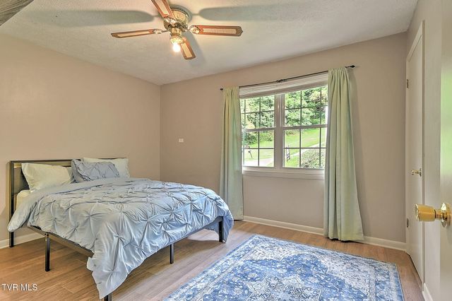 1919 Mountain View Avenue, Kingsport, TN 37664