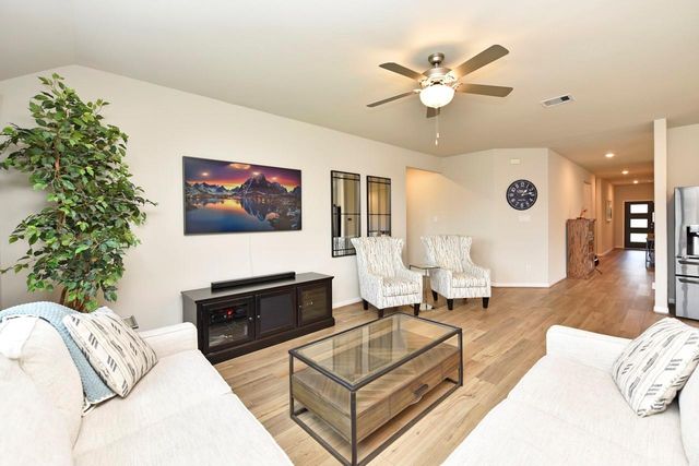 1223 Oak Barrel Run, Richmond, TX 77406