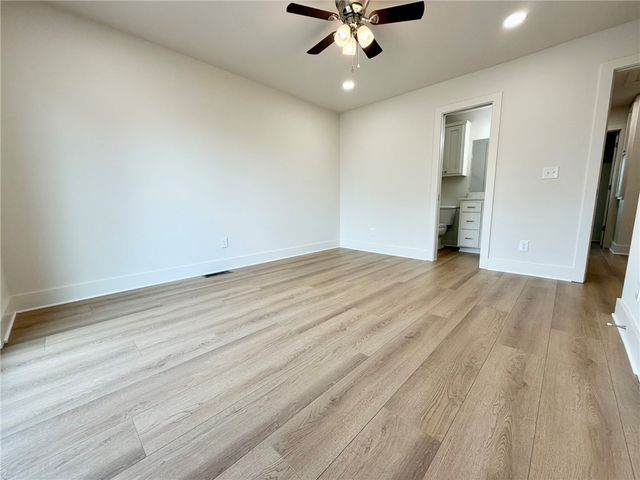 14911 Dutchmans Drive, Rogers, AR 72756