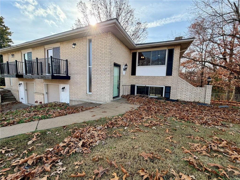 14911 Dutchmans Drive, Rogers, AR 72756