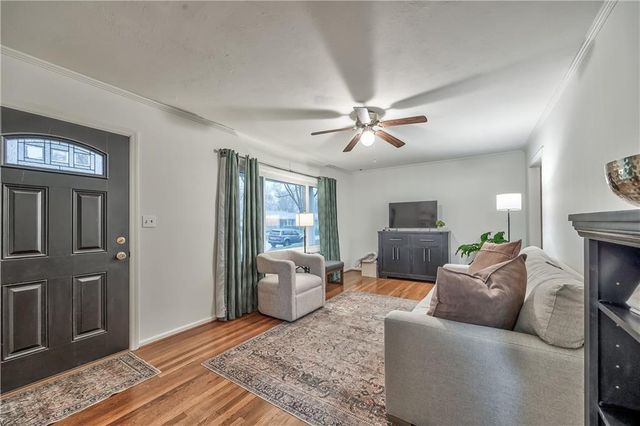 7243 Dearborn Street, Overland Park, KS 66204