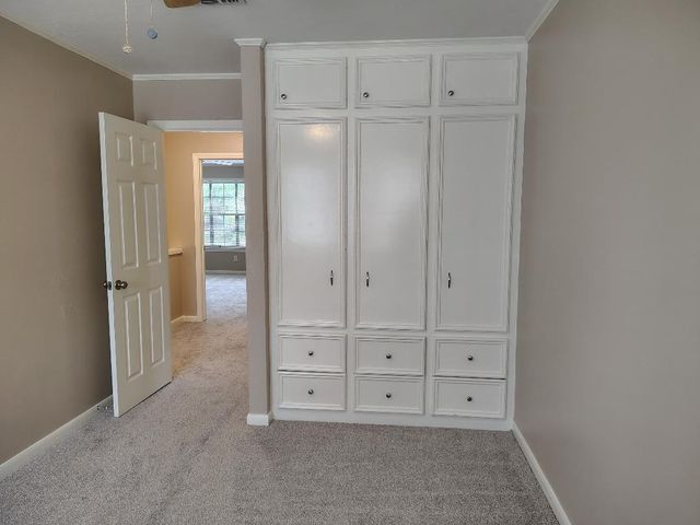 2823 Whitman Drive, Montgomery, TX 77356