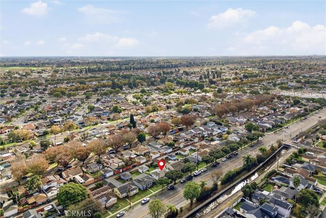 3742 Palo Verde Ave, Long Beach, CA 90808