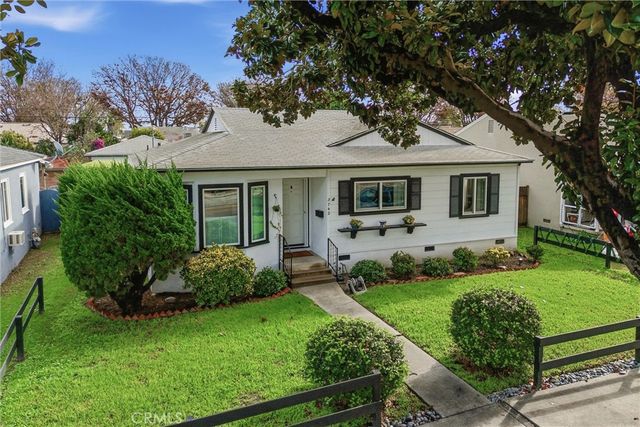 3742 Palo Verde Ave, Long Beach, CA 90808