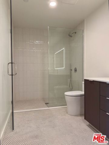 5119 Colfax Avenue 203, Valley Village, CA 91601