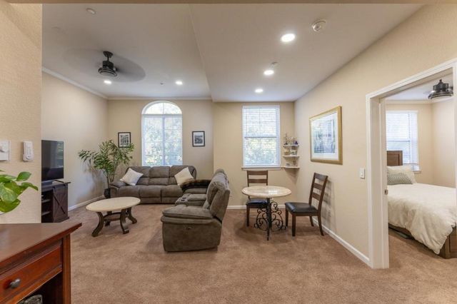 516 Martha Street 202, San Jose, CA 95112