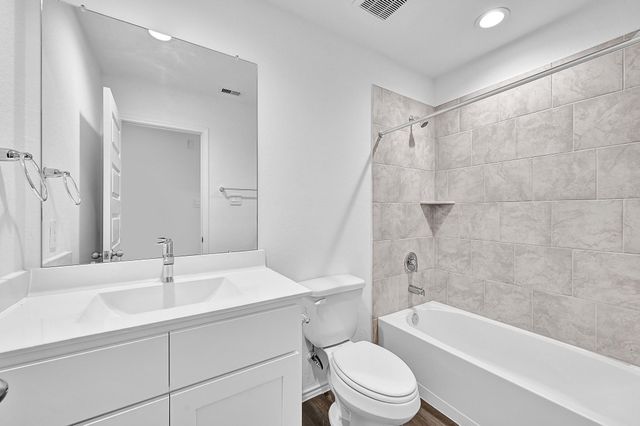 4535 Waving Willow Way, Rosenberg, TX 77469