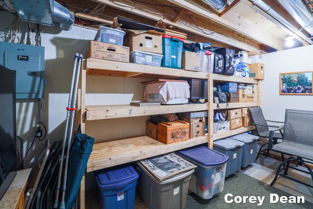 8099 Weatherwax Drive, Jenison, MI 49428