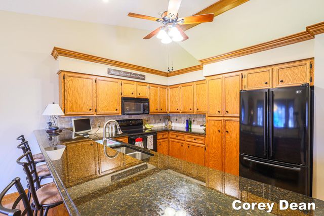 8099 Weatherwax Drive, Jenison, MI 49428