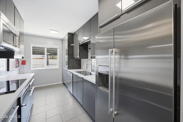 1107 W OSBORN Road 118, Phoenix, AZ 85013
