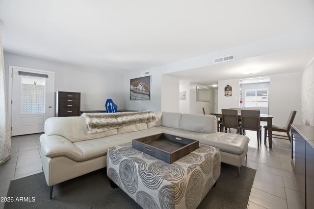 1107 W OSBORN Road 118, Phoenix, AZ 85013