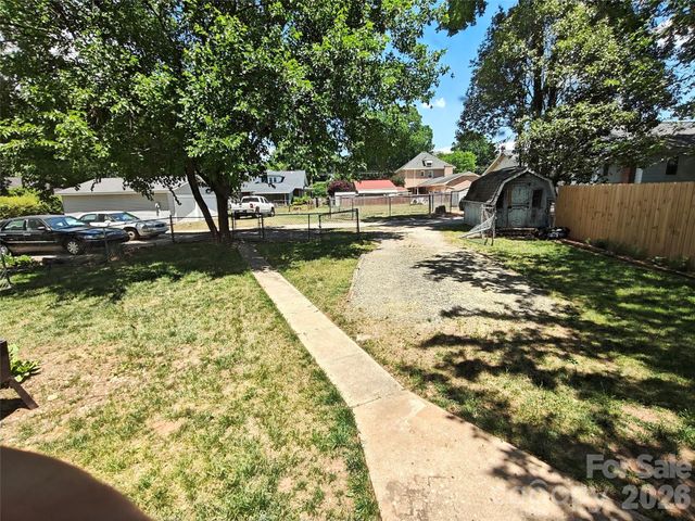 208 Heilig Avenue, Salisbury, NC 28144
