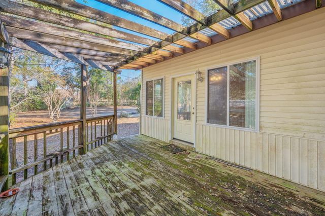 5644 Old Bethel Road, Crestview, FL 32536