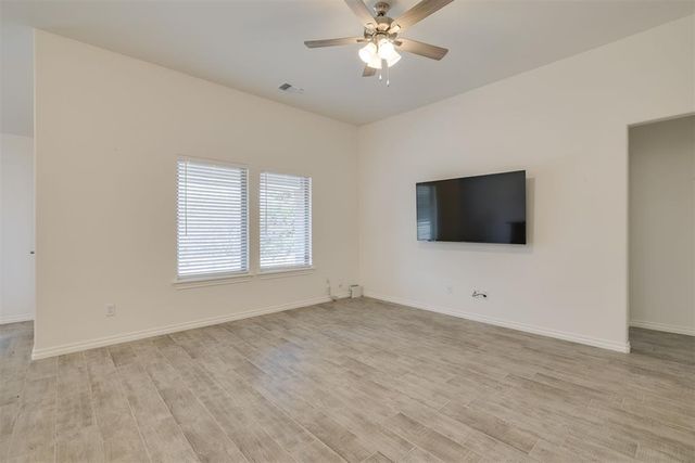 16133 Villa Valeria Way, Edmond, OK 73013