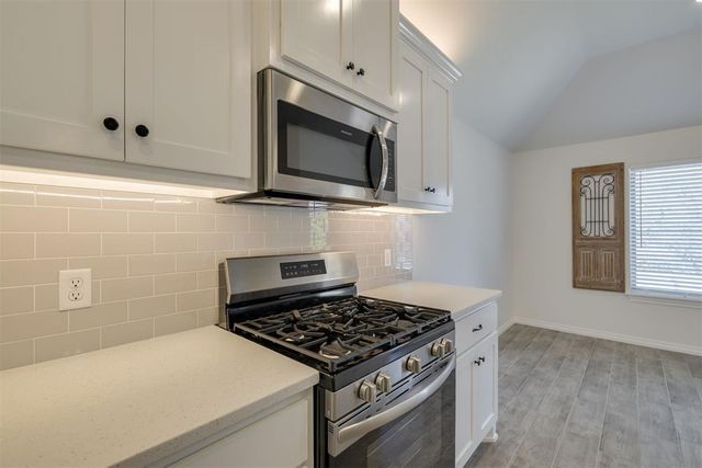 16133 Villa Valeria Way, Edmond, OK 73013