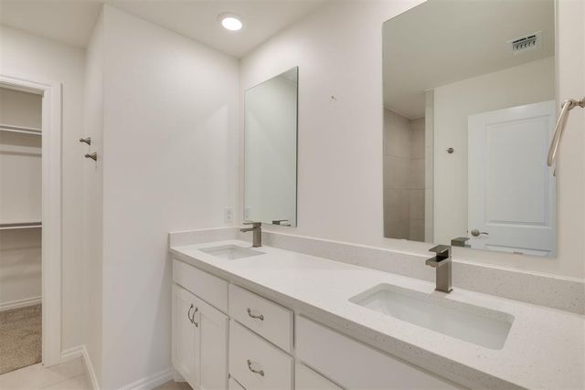 16133 Villa Valeria Way, Edmond, OK 73013