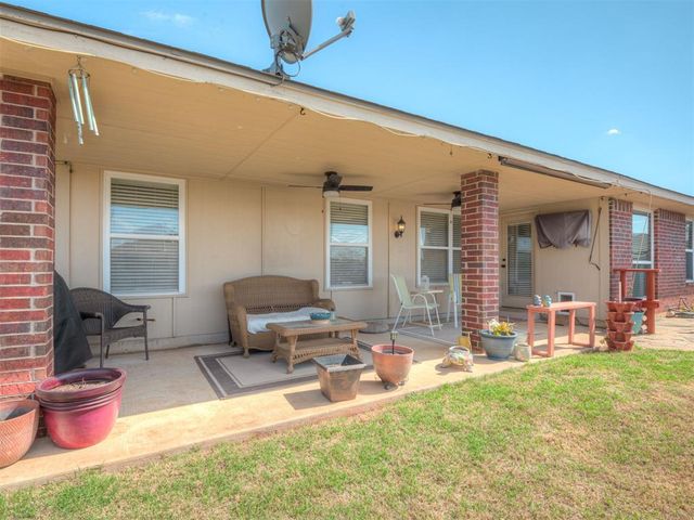 4237 Syracuse Street, Moore, OK 73160