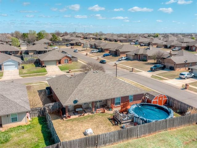 4237 Syracuse Street, Moore, OK 73160