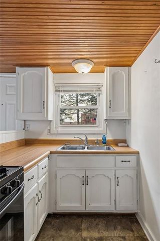 2516 Charlotte Street, Kansas City, MO 64108