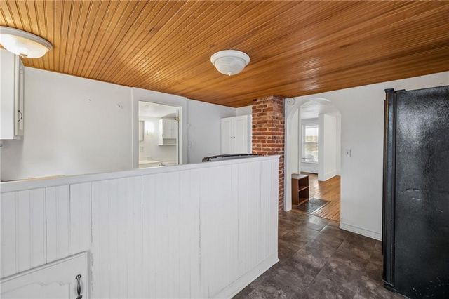 2516 Charlotte Street, Kansas City, MO 64108
