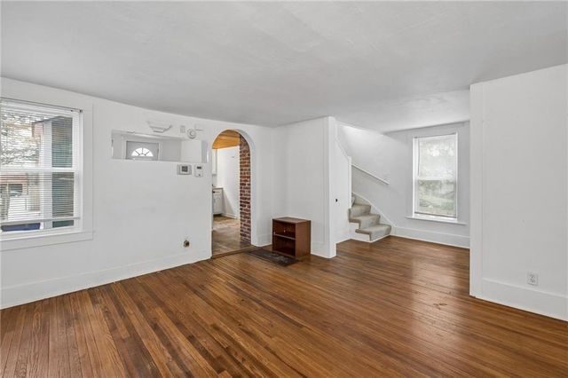 2516 Charlotte Street, Kansas City, MO 64108