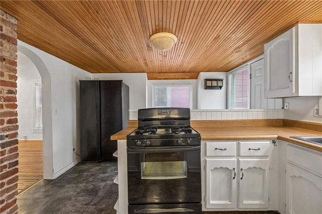 2516 Charlotte Street, Kansas City, MO 64108