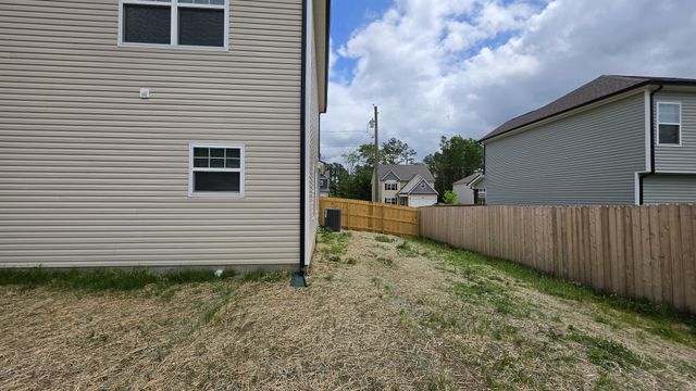 205 Hannah Lee Hill Rd, La Vergne, TN 37086