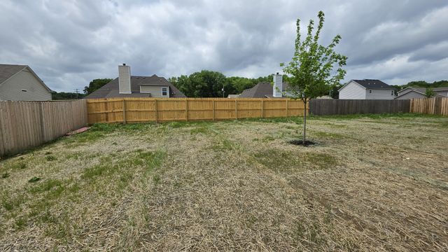 205 Hannah Lee Hill Rd, La Vergne, TN 37086