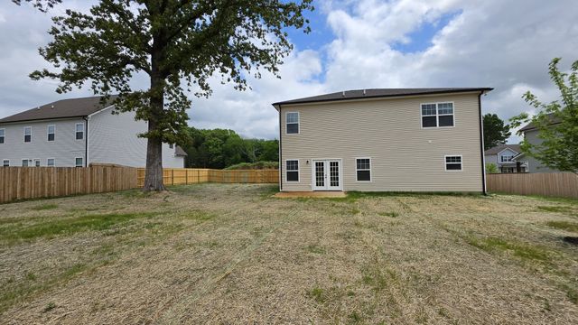 205 Hannah Lee Hill Rd, La Vergne, TN 37086