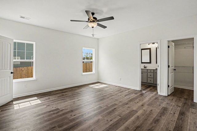 205 Hannah Lee Hill Rd, La Vergne, TN 37086