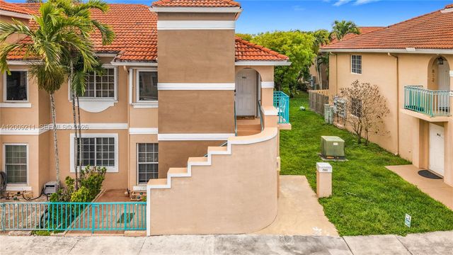 6466 SW 130th Pl 902, Miami, FL 33183