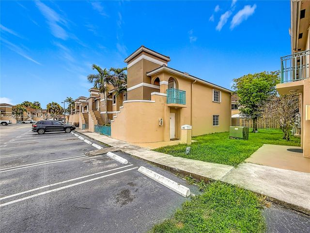 6466 SW 130th Pl 902, Miami, FL 33183